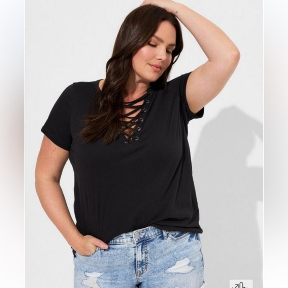 NWT Torrid Cotton Classic Lace-Up V-Neck Short Sleeve Top - Black Size 3 / 3X